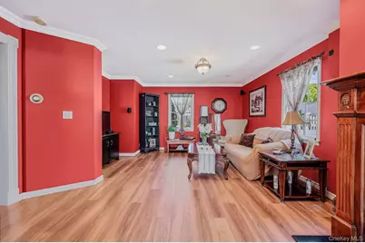 15 Lillian Place, Farmingdale, NY 11735 - Photo 27