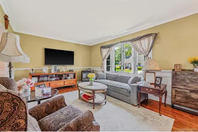 15 Lillian Place, Farmingdale, NY 11735 - Photo 21