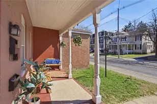 39 N Chestnut St, New Paltz, NY 12561 - Photo 5