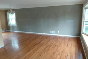 15 S Rd, White Plains, NY 10603 - Photo 3