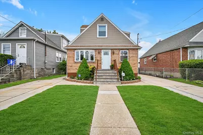 126 Roeckel Avenue, Valley Stream, NY 11580 - Photo 25