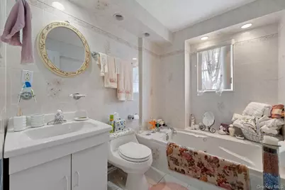 15843 101st Street, Howard Beach, NY 11414 - Photo 9