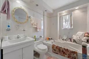 158-43 101st St, Howard Beach, NY 11414 - Photo 9