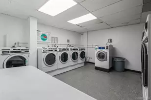 67-25 Dartmouth St, Forest Hills, NY 11375 - Photo 11