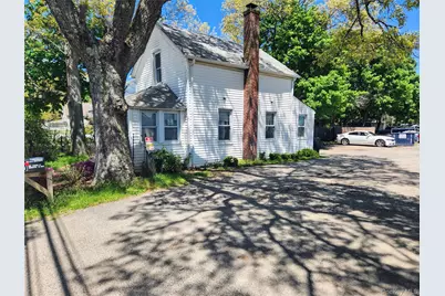 90, 90A, 92, 94 Old Quogue Road, Riverhead, NY 11901 - Photo 7