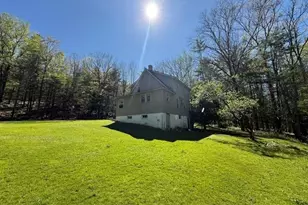 182 Bee Hollow Rd, Shohola, PA 18458 - Photo 3