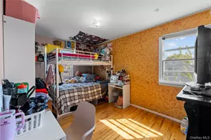 372 Madison St, Franklin Square, NY 11010 - Photo 17
