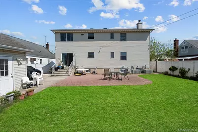 372 Madison Street, Franklin Square, NY 11010 - Photo 23