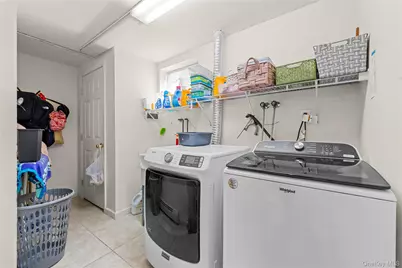 372 Madison Street, Franklin Square, NY 11010 - Photo 19