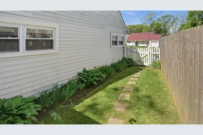 204 Denton Place, Roosevelt, NY 11575 - Photo 17
