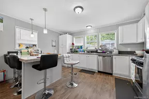 11 Windward Wy, Stony Point, NY 10980 - Photo 3