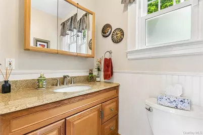 5 Bluebell Court, Garden City, NY 11530 - Photo 13