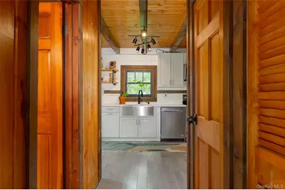 28 Wonderland Drive, Hopewell Junction, NY 12533 - Photo 9