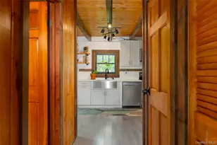 28 Wonderland Dr, Hopewell Junction, NY 12533 - Photo 9