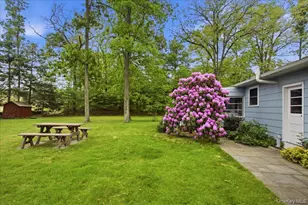 41 Greentree Dr S, Hyde Park, NY 12538 - Photo 17