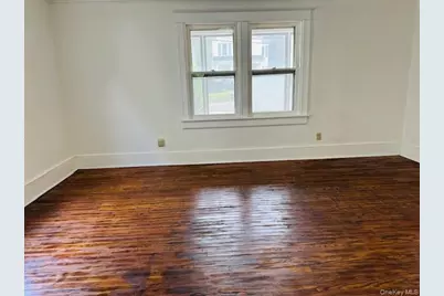 100 Innis Avenue, Poughkeepsie, NY 12601 - Photo 7