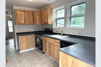 100 Innis Avenue, Poughkeepsie, NY 12601 - Photo 17