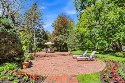 17 Hastings Road, Old Westbury, NY 11568 - Photo 27