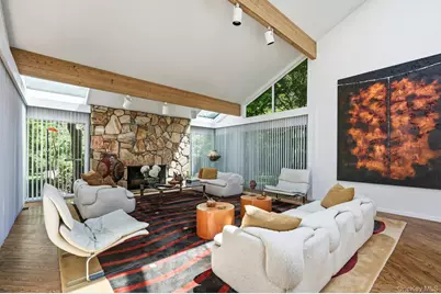 17 Hastings Road, Old Westbury, NY 11568 - Photo 5