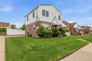 1 Ivanhoe Pl, Valley Stream, NY 11580 - Photo 1