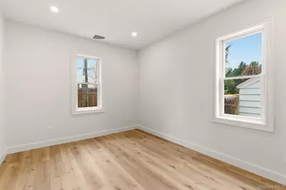 98 Burt Avenue, Northport, NY 11768 - Photo 7