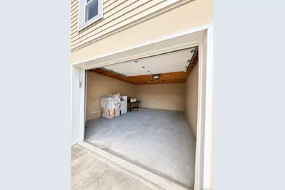 131 Roslyn Road #1st Floor, Mineola, NY 11501 - Photo 17