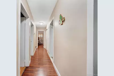 1089 Westminster Avenue, Dix Hills, NY 11746 - Photo 11