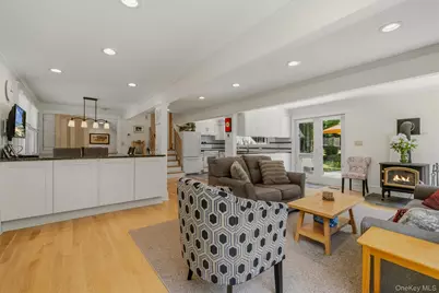 324 Haverstraw Road, Suffern, NY 10901 - Photo 17