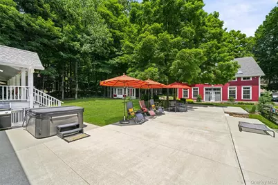 324 Haverstraw Road, Suffern, NY 10901 - Photo 35