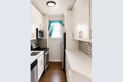 3216 Seymour Avenue #2, Bronx, NY 10469 - Photo 7