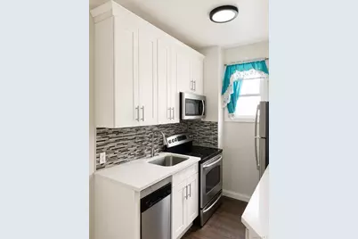 3216 Seymour Avenue #2, Bronx, NY 10469 - Photo 9