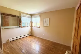 22 Beach Ave, Copiague, NY 11726 - Photo 5