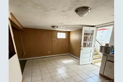 22 Beach Avenue, Copiague, NY 11726 - Photo 25