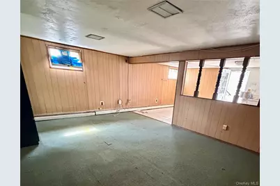 22 Beach Avenue, Copiague, NY 11726 - Photo 27