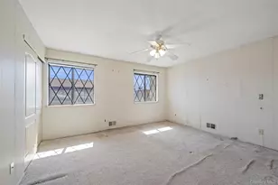 156 W Cambridge Dr E, Copiague, NY 11726 - Photo 25