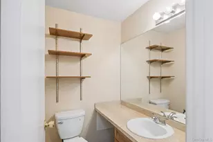 156 W Cambridge Dr E, Copiague, NY 11726 - Photo 15