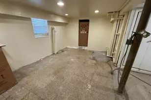 225-36 113th Ave, Queens Village, NY 11429 - Photo 17
