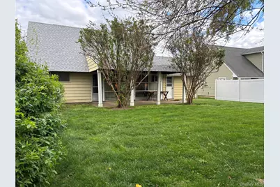 18 Polo Lane, Westbury, NY 11590 - Photo 5