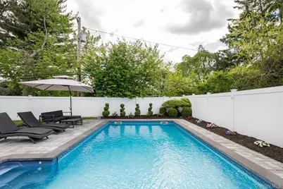 10 Jeremy Avenue, Plainview, NY 11803 - Photo 25