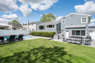 10 Jeremy Ave, Plainview, NY 11803 - Photo 29