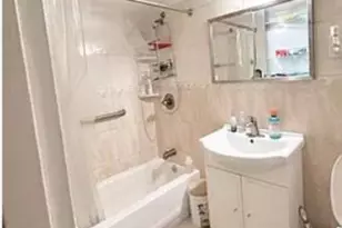 138-70 Elder Ave, Flushing, NY 11355 - Photo 11