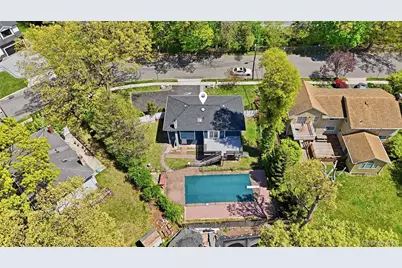 18 Park Drive E, Syosset, NY 11791 - Photo 3