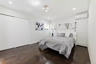 18 Park Dr E, Syosset, NY 11791 - Photo 17