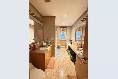 3007 84th Street, East Elmhurst, NY 11370 - Photo 15