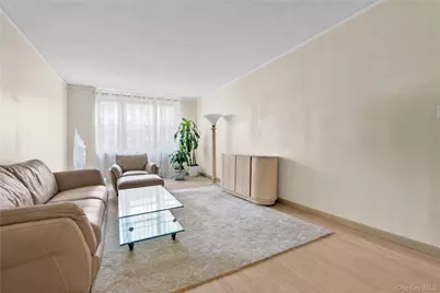 67-35 Yellowstone Boulevard #6K, Forest Hills, NY 11375 - Photo 7