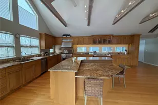 33 Bath St, Long Beach, NY 11561 - Photo 7