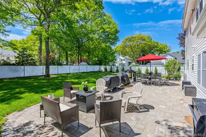 2 Blair Court, Coram, NY 11727 - Photo 9