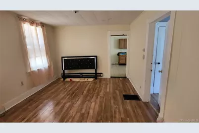 112 Smith Street, Poughkeepsie, NY 12601 - Photo 17