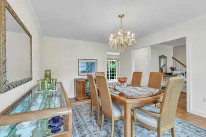 25 Middlesex Avenue, Oakdale, NY 11769 - Photo 15