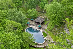 401 Pea Pond Rd, Katonah, NY 10536 - Photo 3